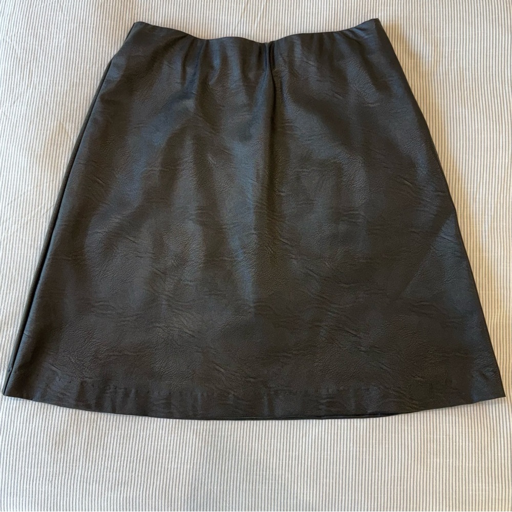 Karen Kane Faux Leather Skirt M